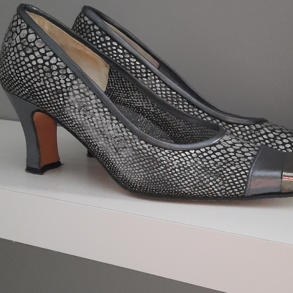 Vintage Pewter Pumps